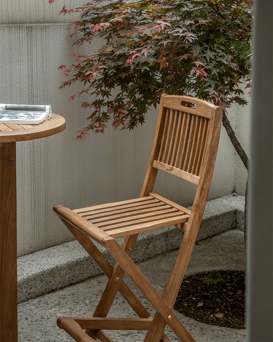 Ensemble de chaises et de table de bar d'extérieur