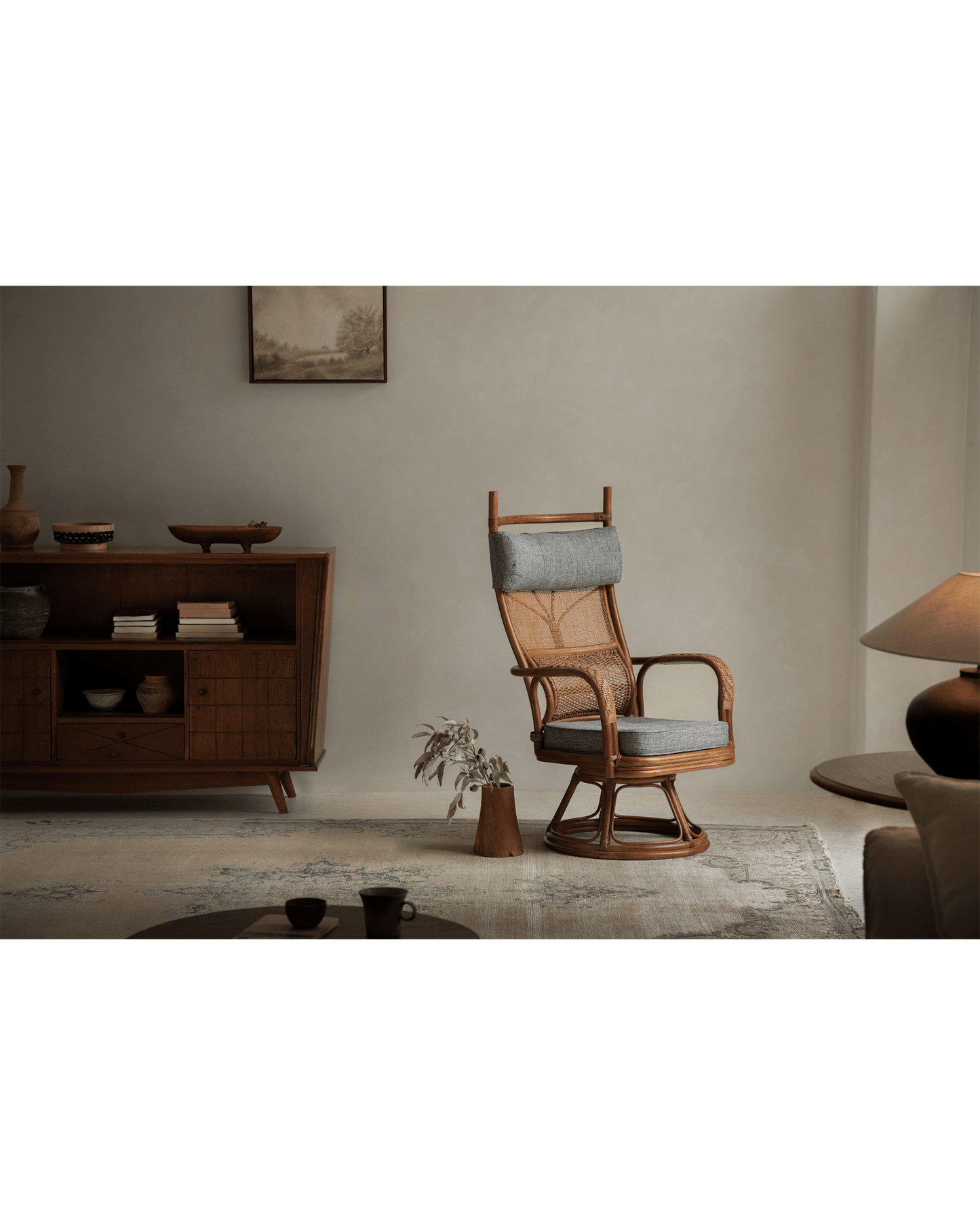 Chaise pivotante en rotin Gakusha