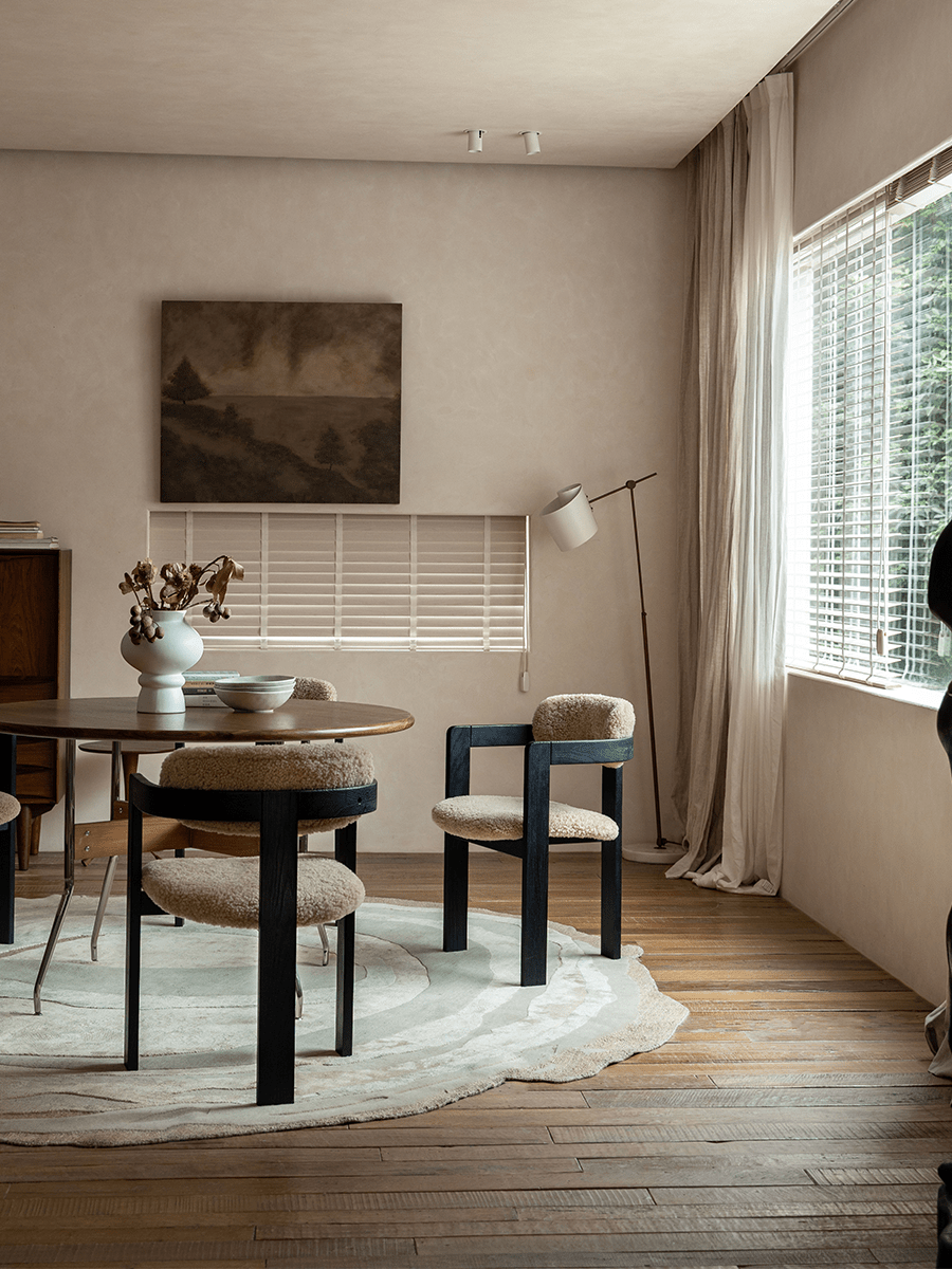 Chaise en peau de mouton Pamplona