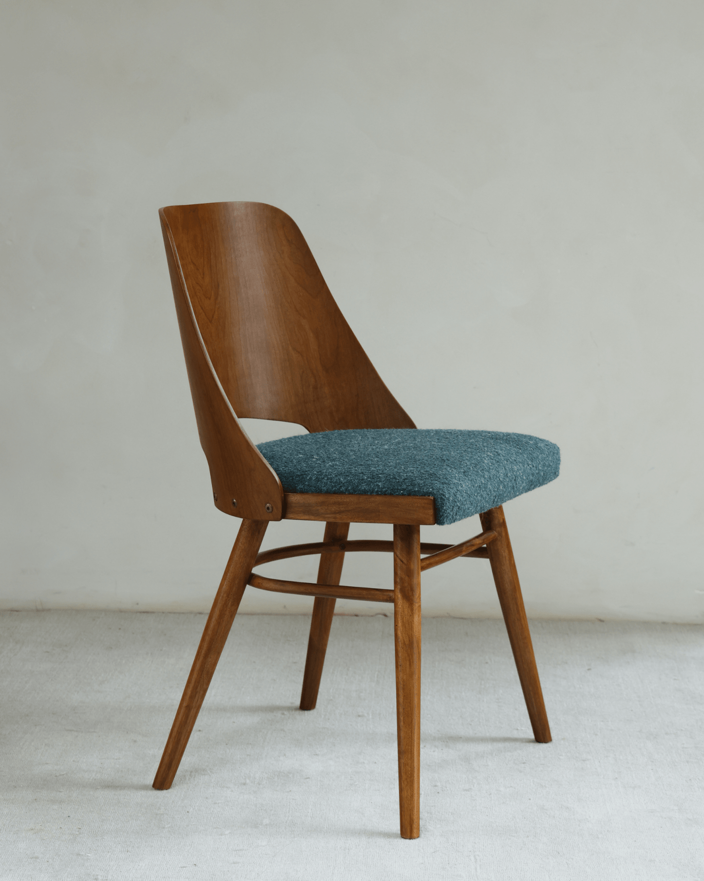 Chaise Shell