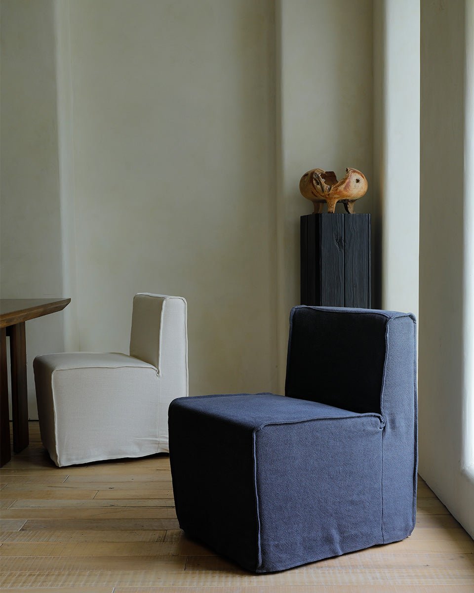 Housse de canapé et chaise à roulettes