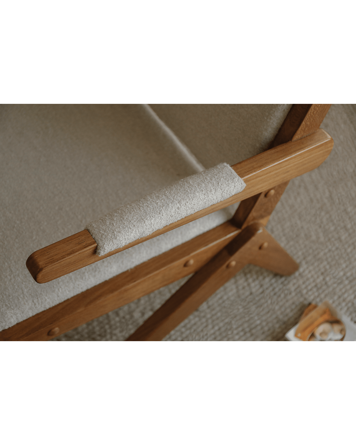 Chaise à ciseaux