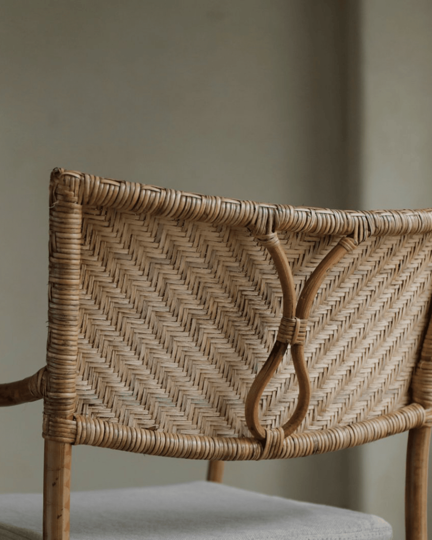 Chaise Dingee