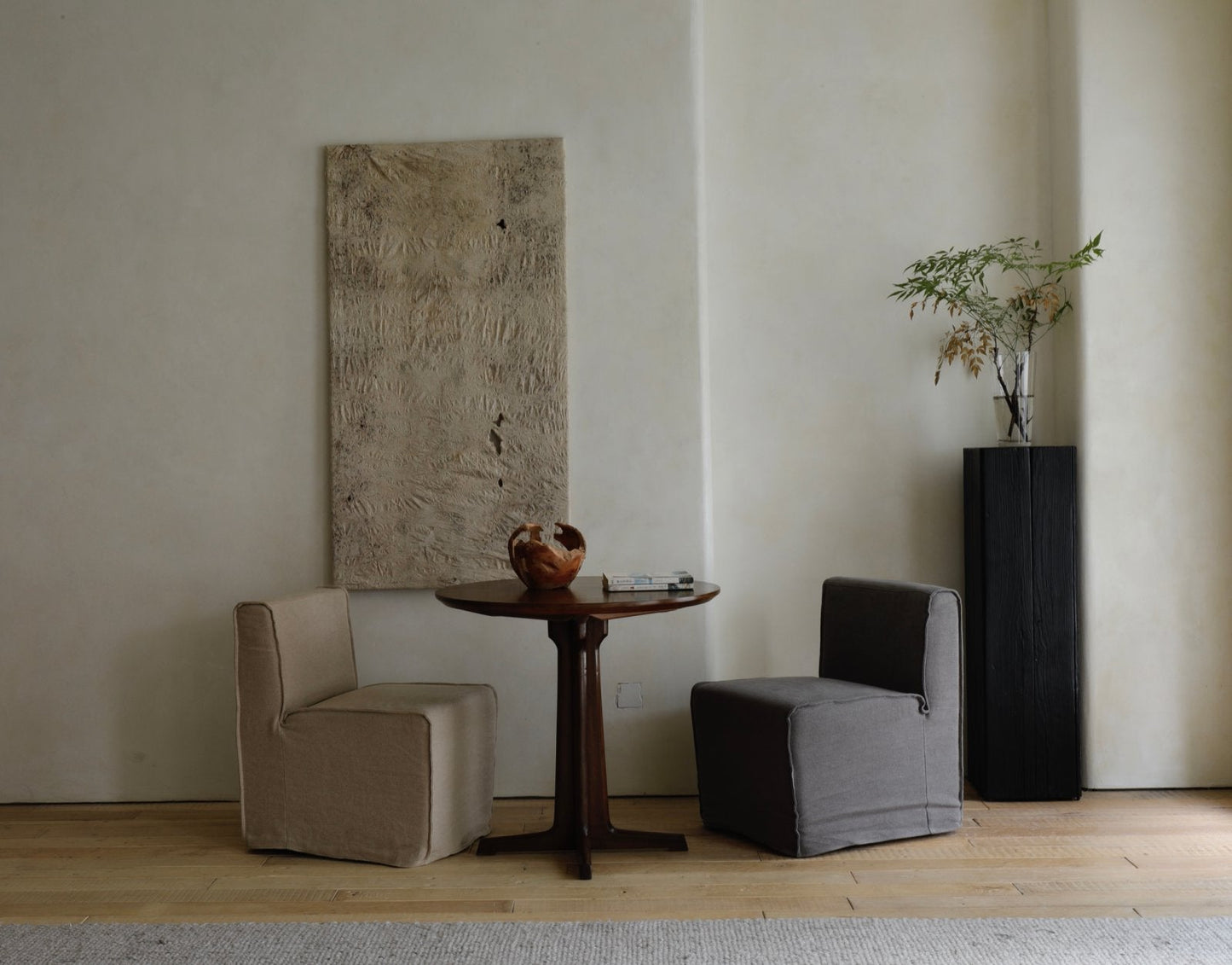 Housse de canapé et chaise à roulettes