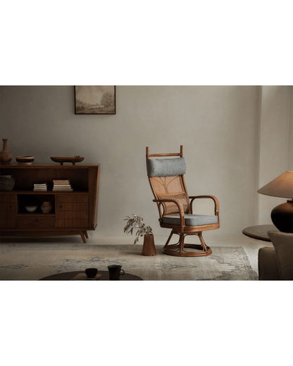 Chaise pivotante en rotin Gakusha