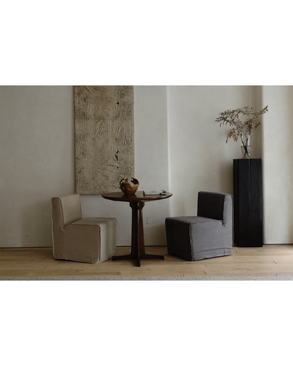 Housse de canapé et chaise à roulettes