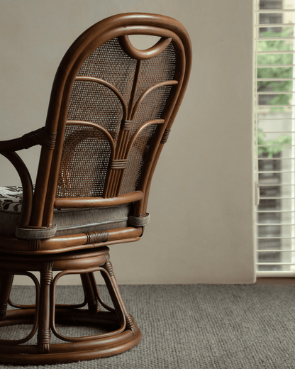 Chaise pivotante en rotin Ray Mini