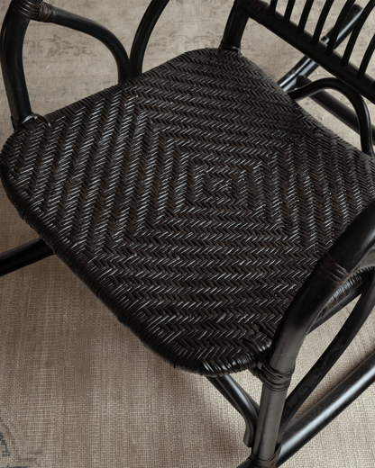 Fauteuil à bascule en rotin Aku