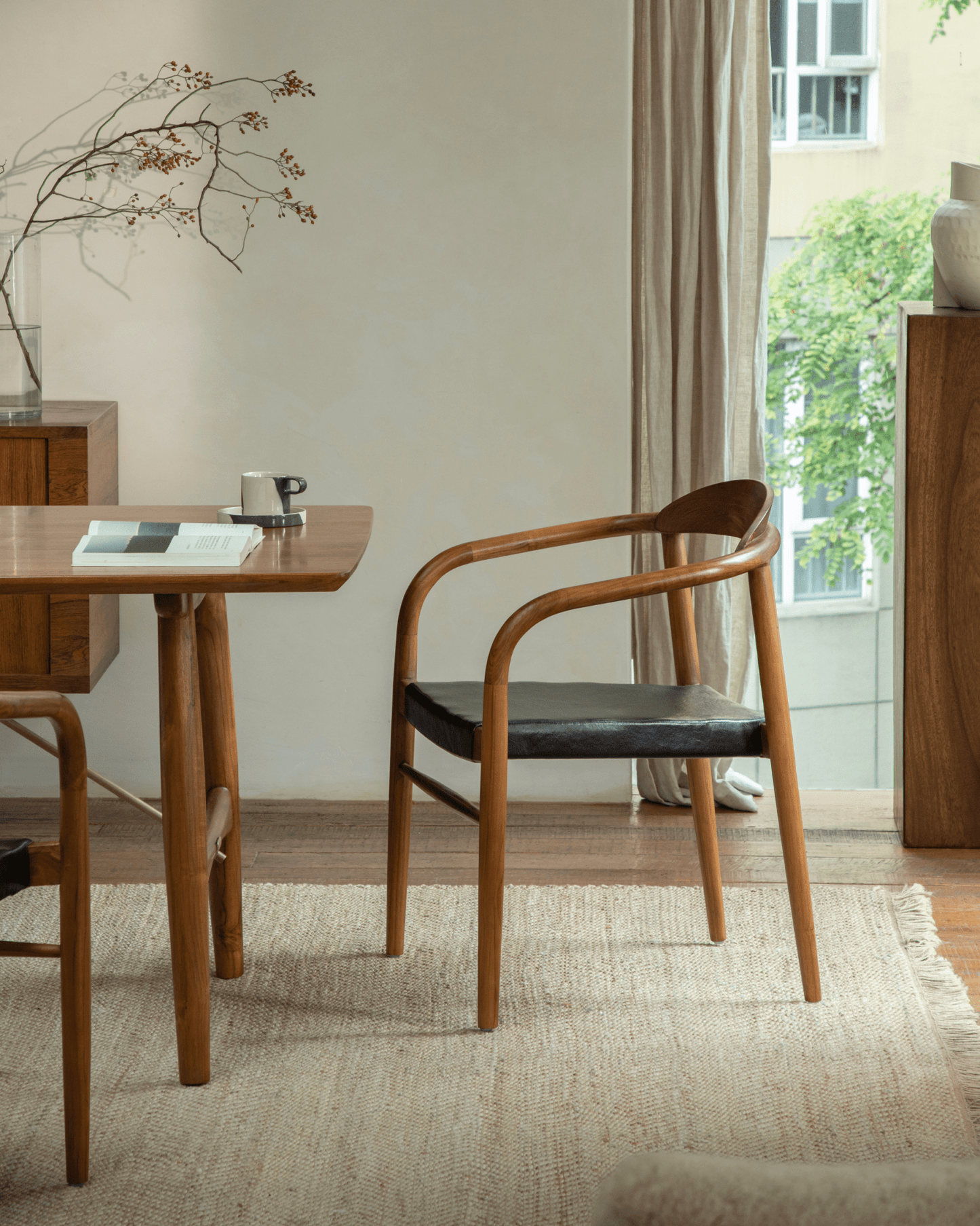 Chaise en cuir Crescent
