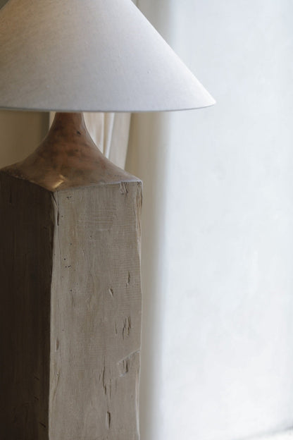 Lampadaire en bois