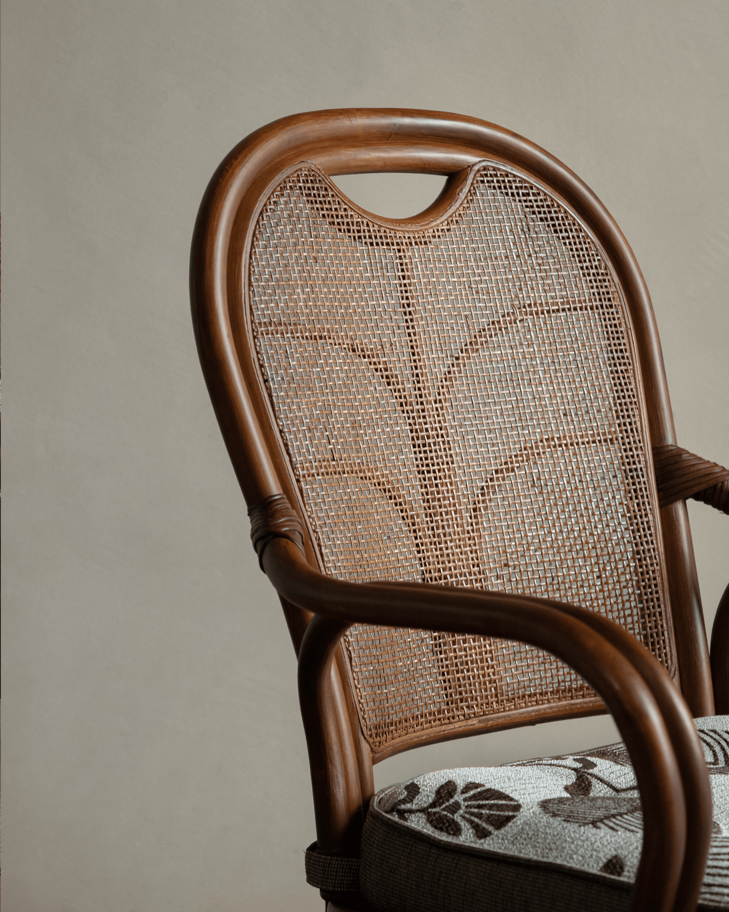 Chaise pivotante en rotin Ray Mini