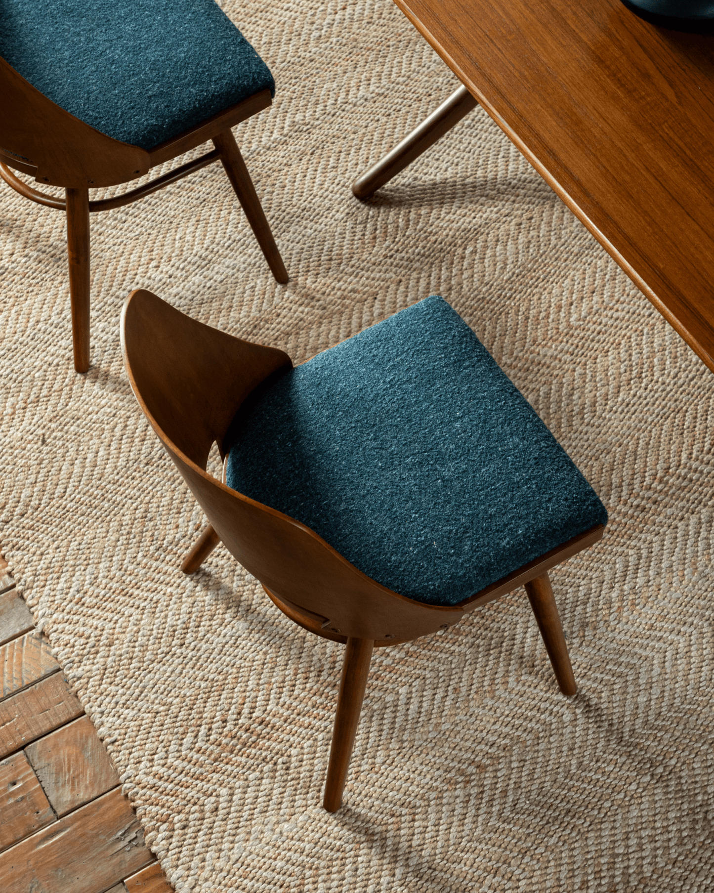 Chaise Shell