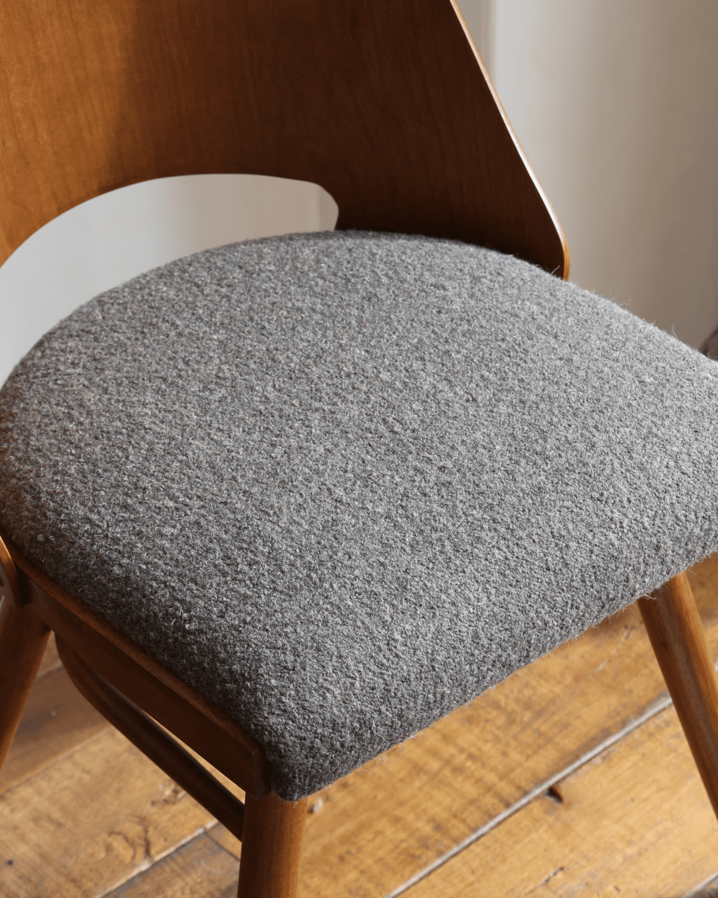 Chaise Shell