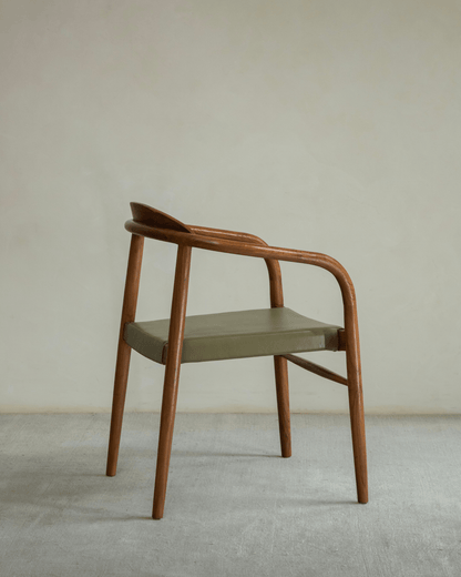 Chaise en cuir Crescent