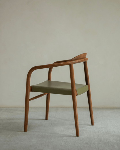 Chaise en cuir Crescent