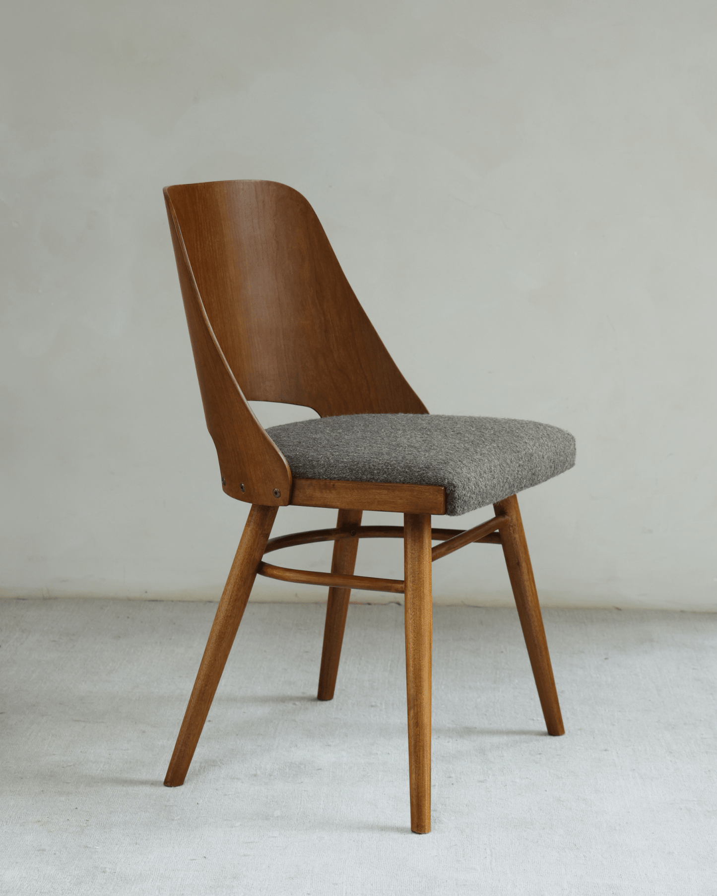 Chaise Shell