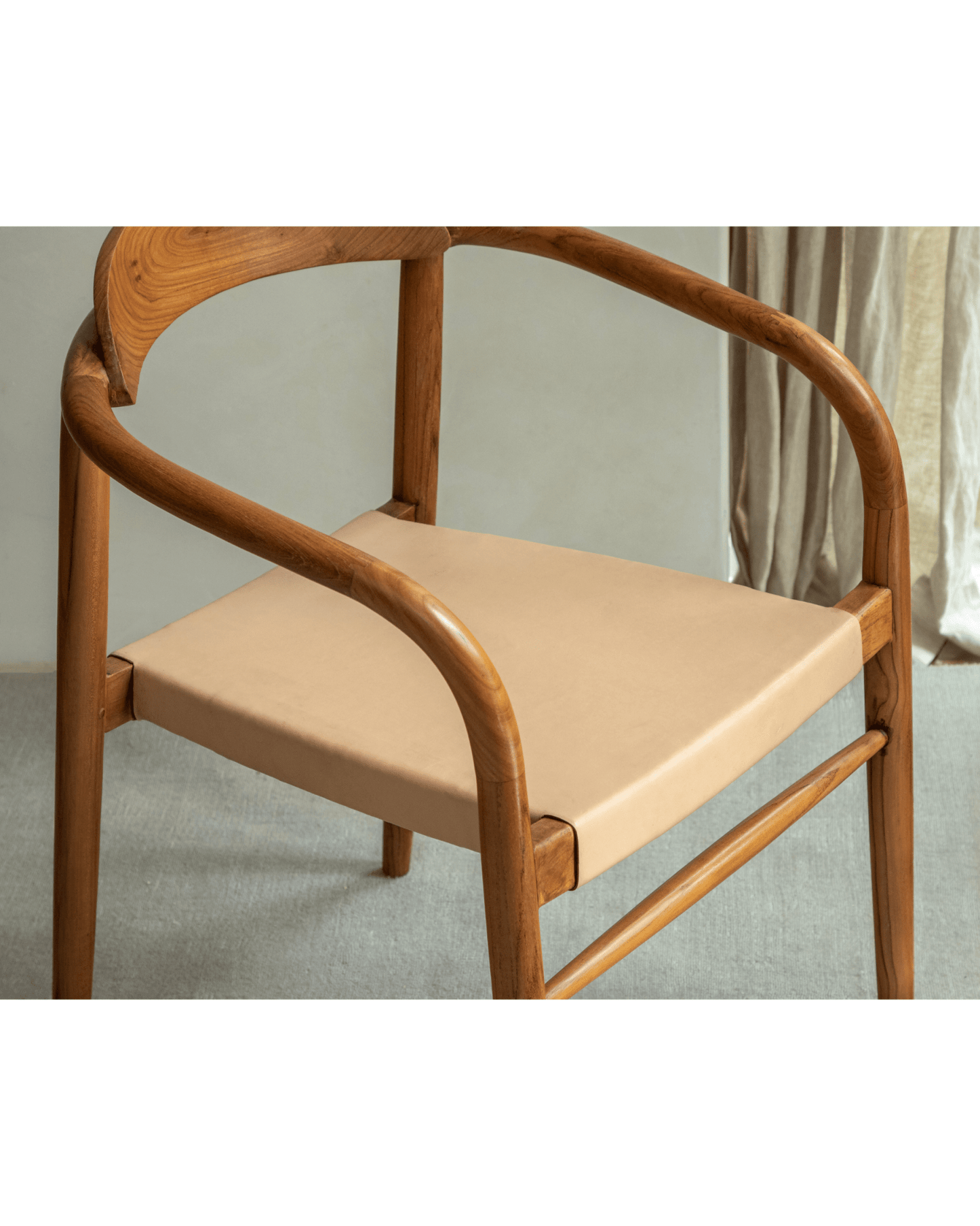 Chaise en cuir Crescent