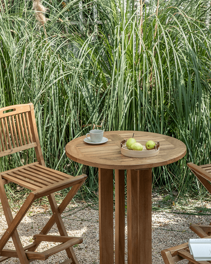 Ensemble de chaises et de table de bar d'extérieur