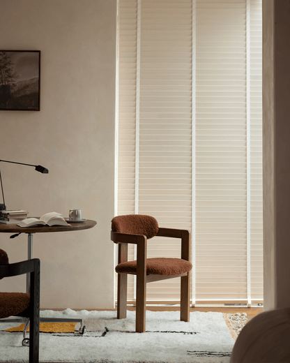 Chaise en peau de mouton Pamplona