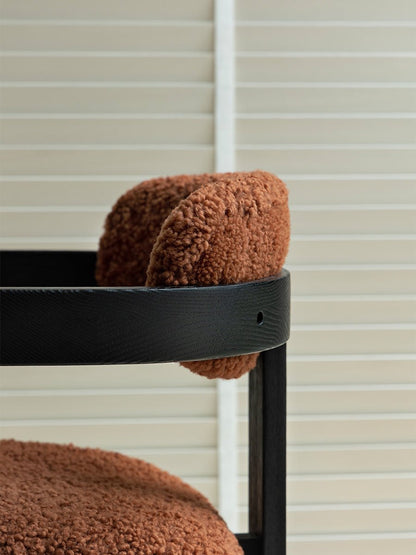 Chaise en peau de mouton Pamplona