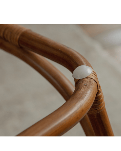 Table d'appoint en rotin Pinecone