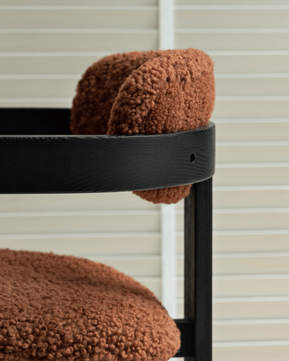 Chaise en peau de mouton Pamplona