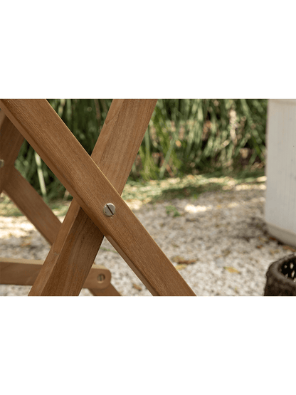 Ensemble de chaises et de table de bar d'extérieur