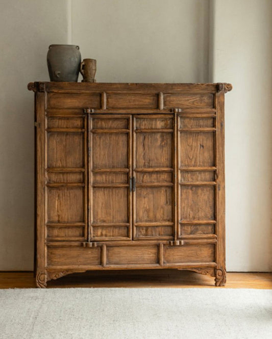 Armoire chinoise antique