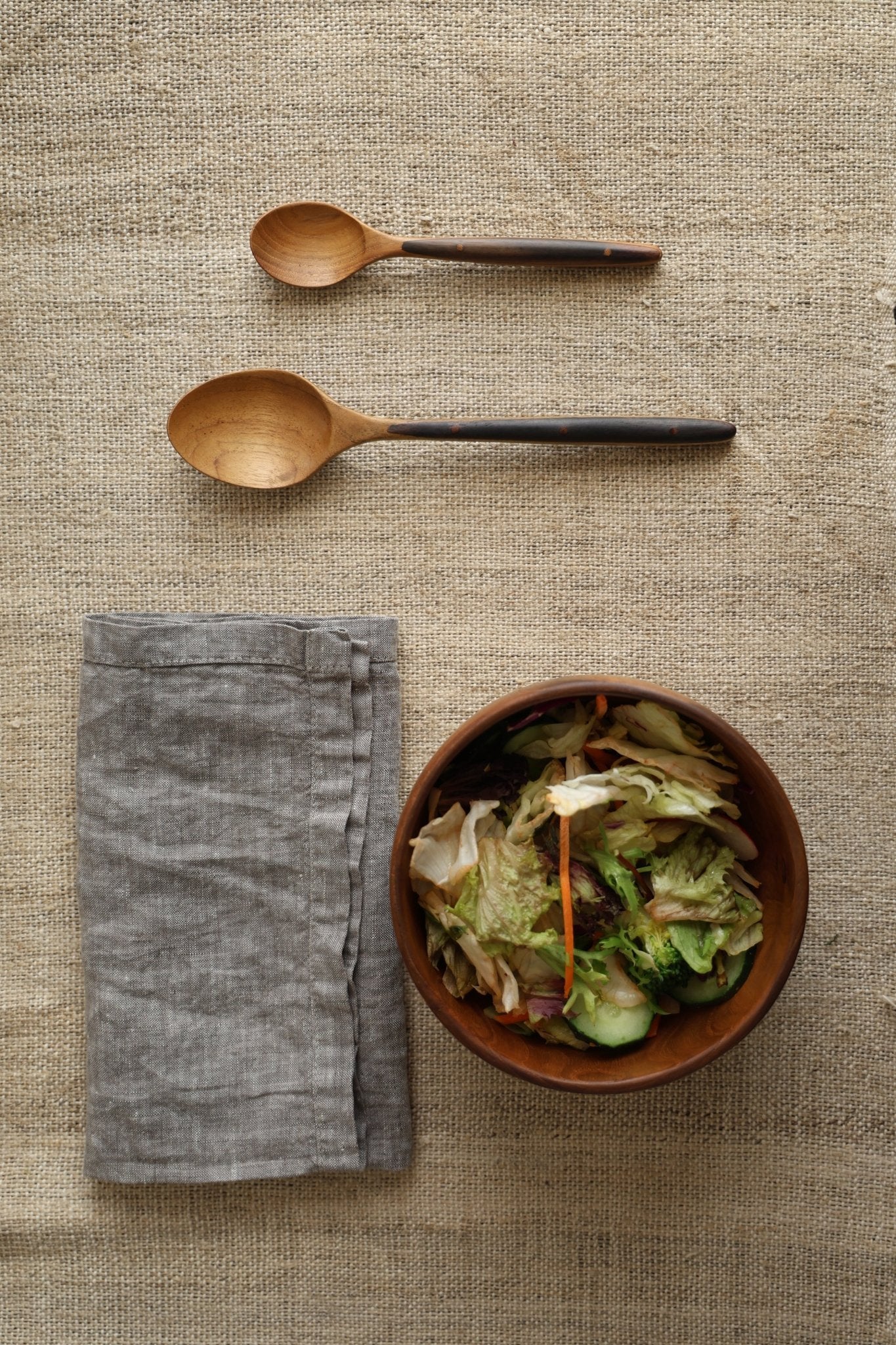 Cuillère de table avec manche en bois d'ébène (2 pièces)