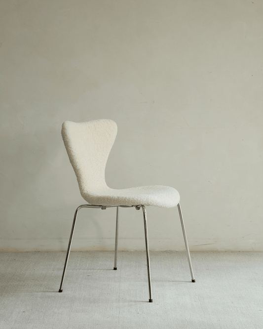 Chaise en peau de mouton Pietra