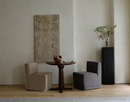 Housse de canapé et chaise à roulettes