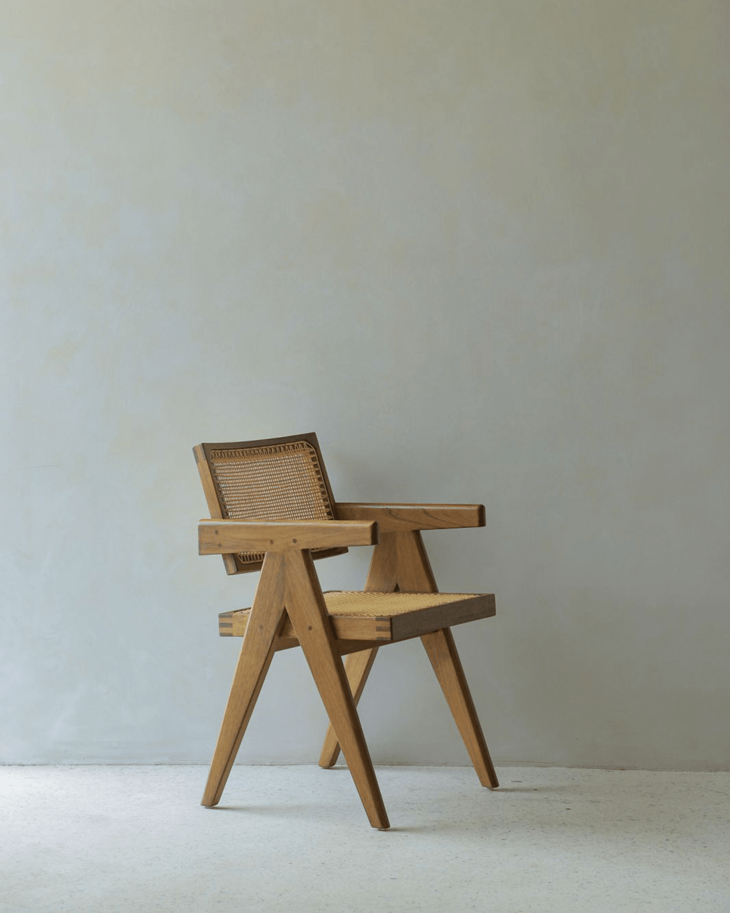Reproduction de chaise de bureau Chandigarh